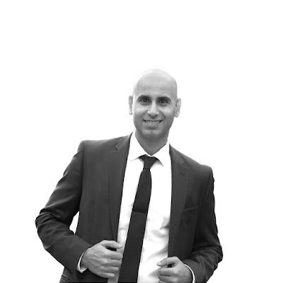 Ari Armani — Persian realtor YouTube channel